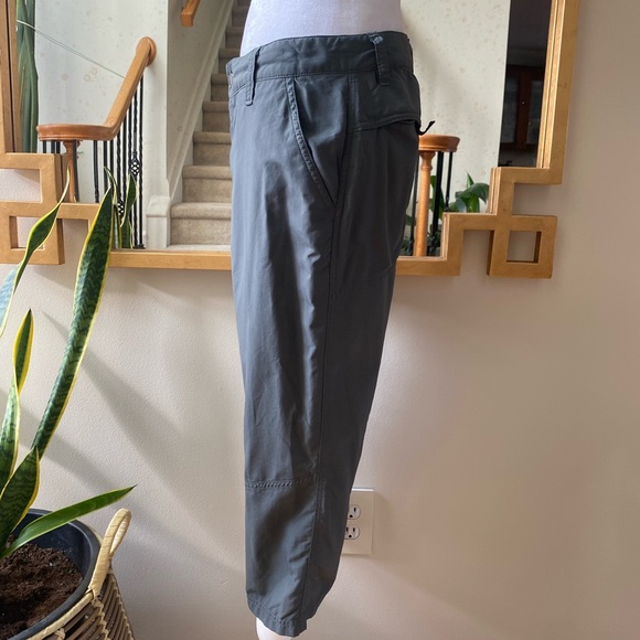 Columbia women’s Omni shade dry fit cargo pants - Picture 5 of 15